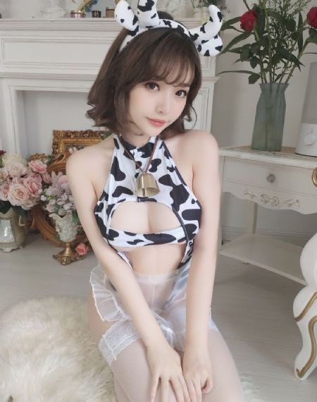 能脱美女衣服小游戏_BD韩语视频大全
