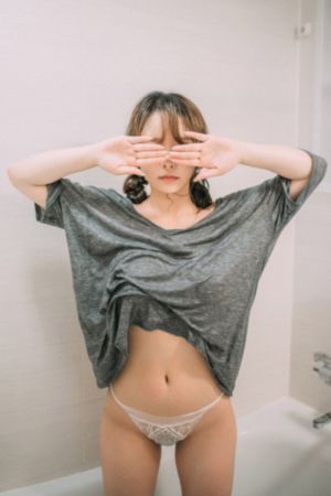 亚洲AV噜噜在线成人网站含羞草_超清迅雷电影在线