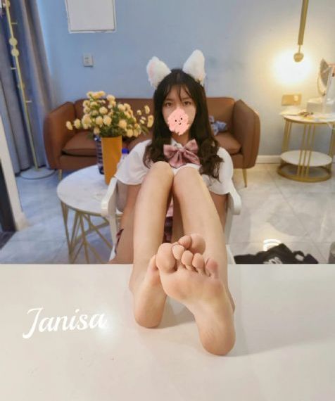 zoz女人另类z〇zo蛇裸体_4K迅雷电影在线
