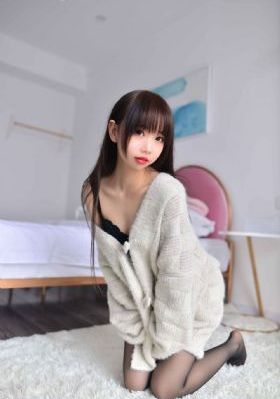 美女和老板裸体秘无遮挡_国语迅雷下载